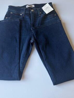 Madewell The Stretch Flare Crop Jean